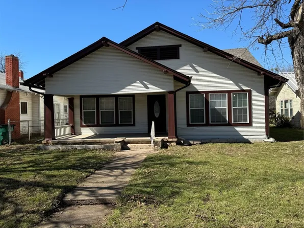 517 S Daugherty Ave, Eastland, TX 76448