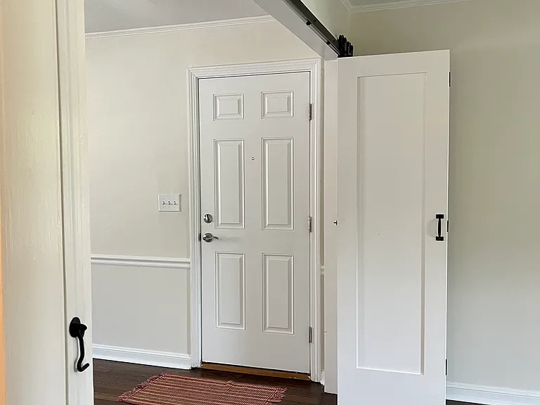48 Spring Ln — Photo 18