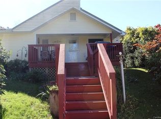 71 Whitehead Rd, Hendersonville, NC 28792