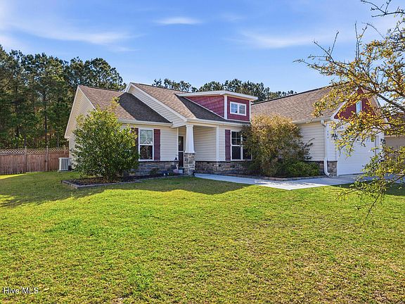 2nd image of 404 Hidden Oaks Drive