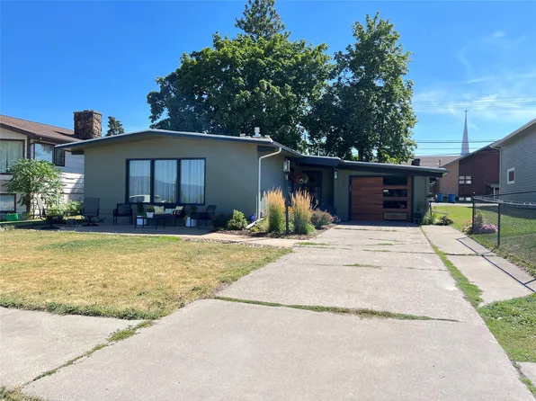 406 3rd Ave E, Polson, MT 59860