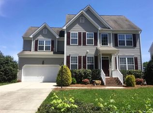 304 Jamestown Oaks Dr, Jamestown, NC 27282