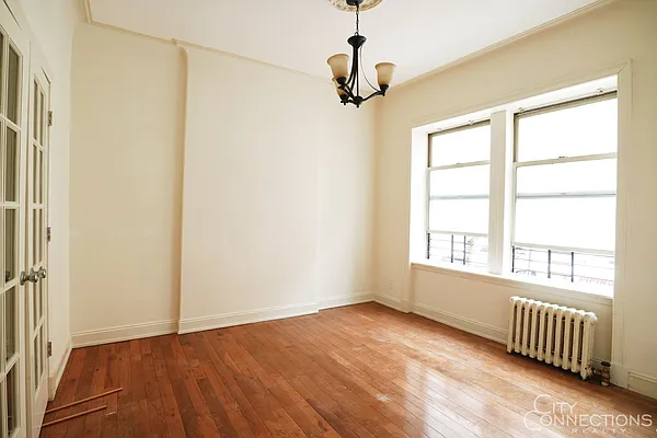 Rented by City Connections Realty | media 11