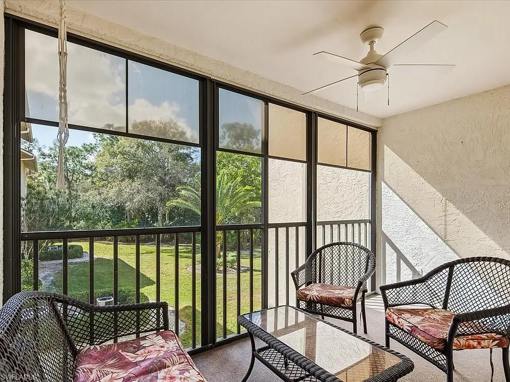 2 bed, 2.0 bath, 992 sqft, $1,400 — Photo 1