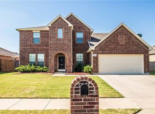 425 Foxcraft Dr, Fort Worth, TX 76131