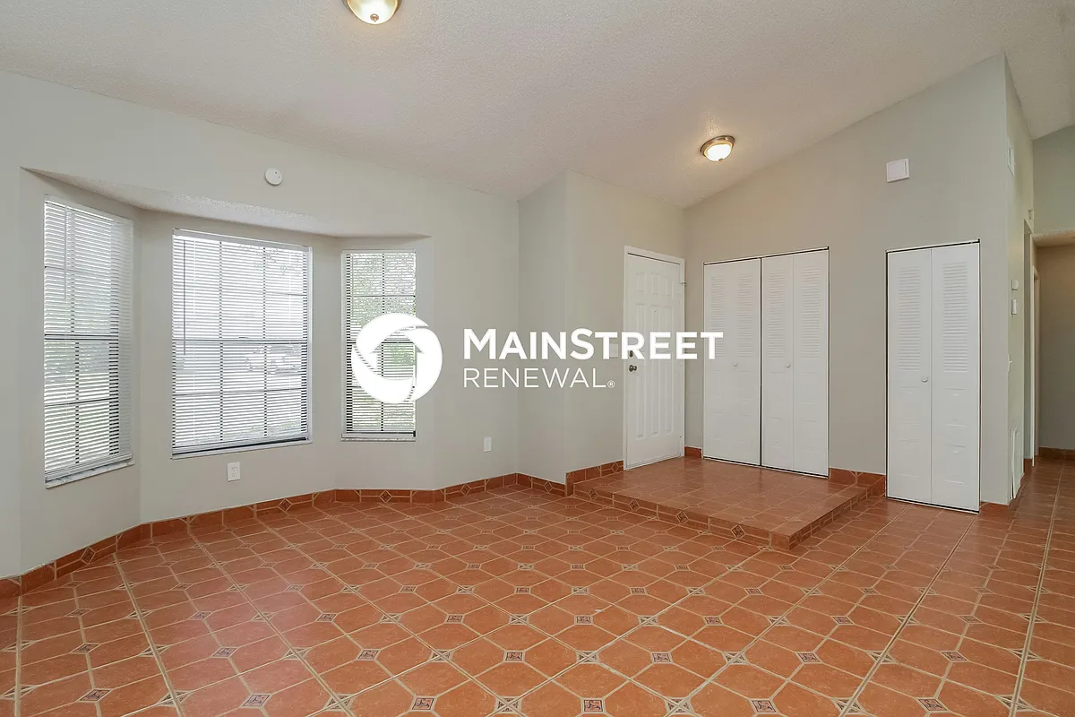 Living Room - 2741 W Covington Dr