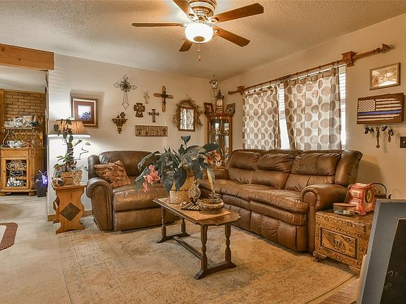 5th image of 2728 SW 83rd St