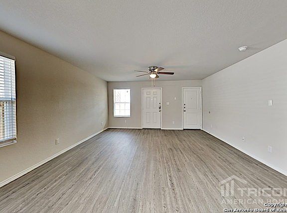 3rd image of 9803 Marbach Hl