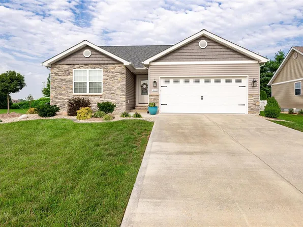 204 Eisenhower Blvd, Troy, IL 62294
