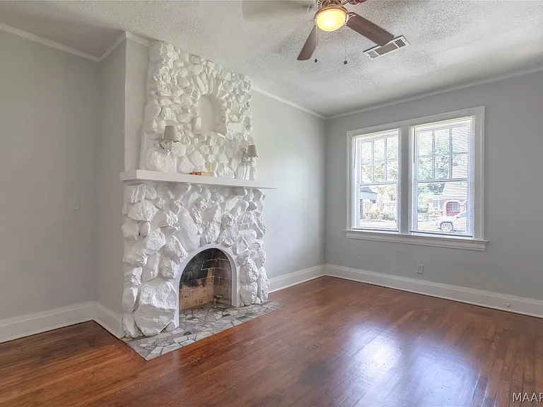 3154 Lexington Rd #B — Photo 6