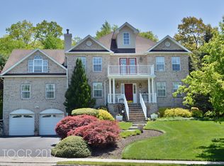 4 Raleigh Ct, Rockaway, NJ 07866