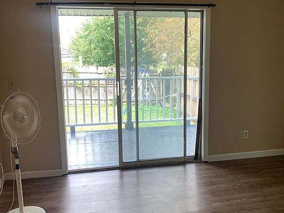 2nd image of 2801 Griffiths Ave