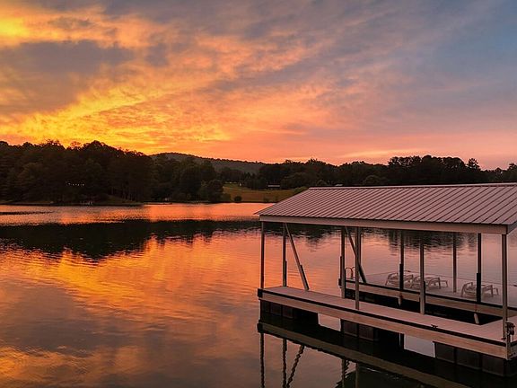 2nd image of 583 Fleenor Rd