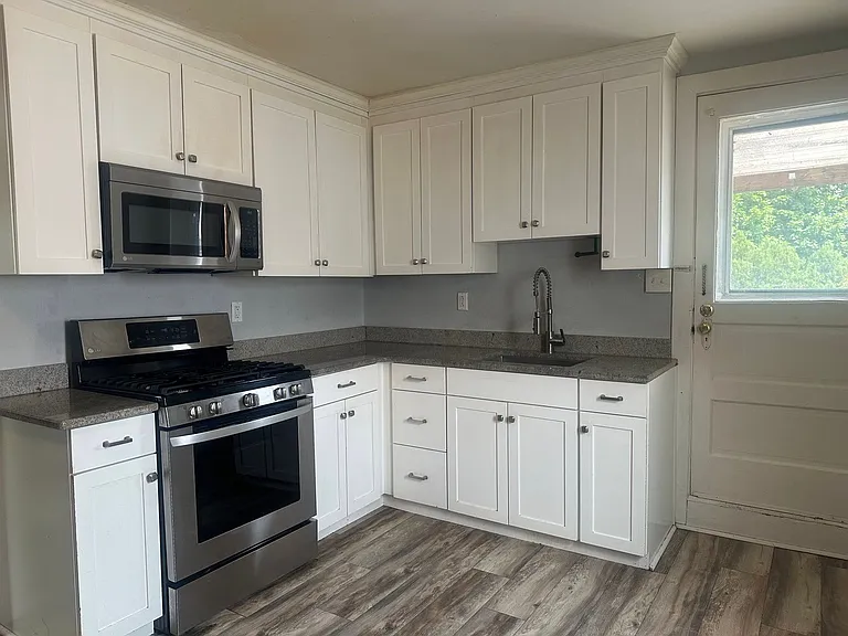 800 Tuckerton Ave #2 — Photo 8