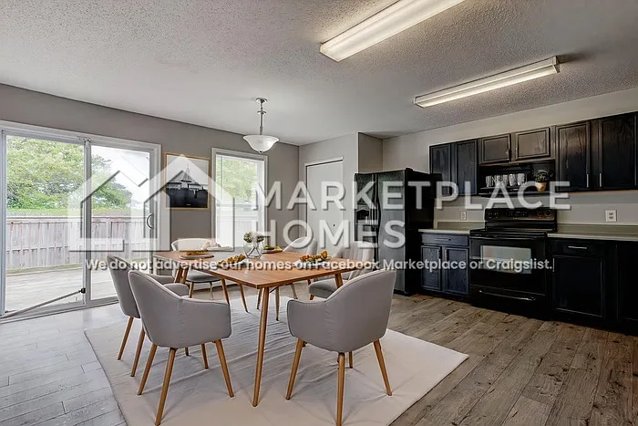 2108 Bridlewood Dr — Photo 7