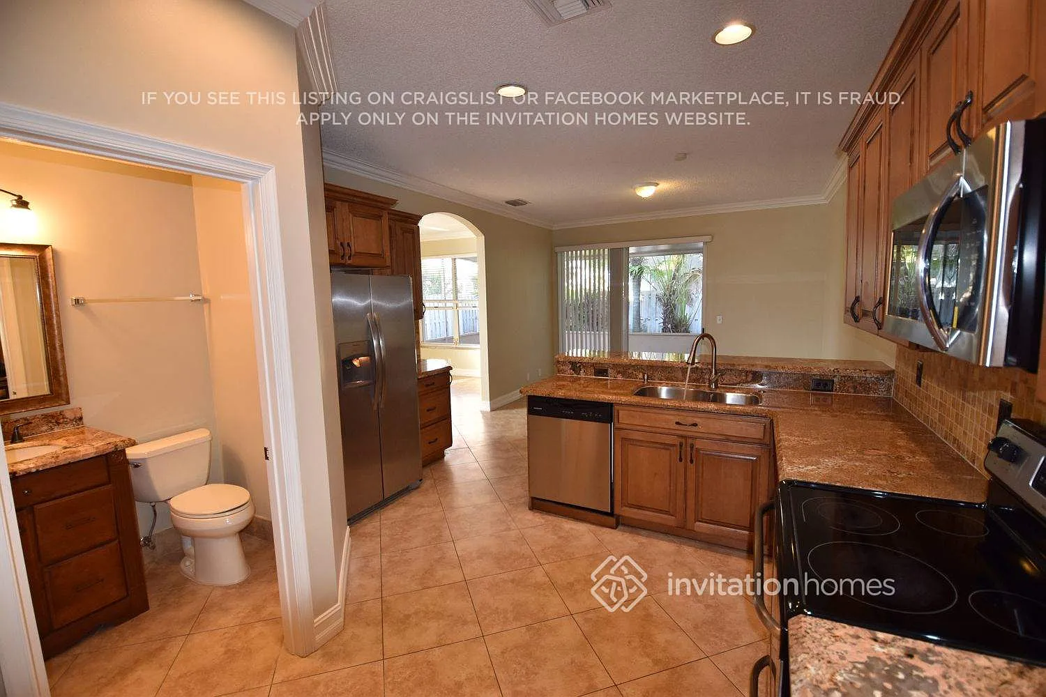 7901 Lakewood Cove Ct Lake Worth, FL 33467 — Photo 4