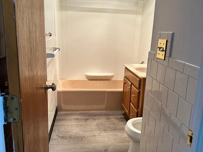 14C Mayberry Dr #3 — Photo 10