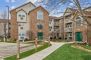 430 Cunat Blvd #3G — Photo 1