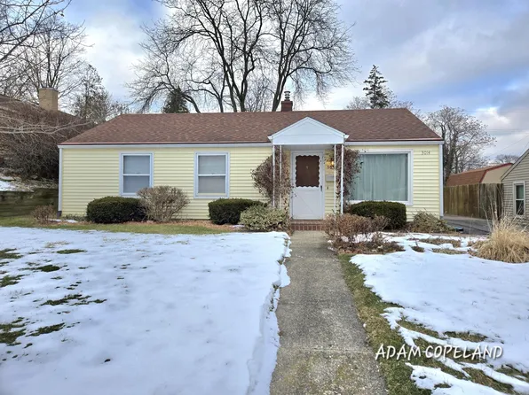 3014 Timber Dr, Lansing, MI 48917