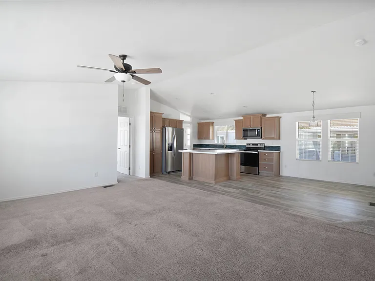 Paradise Groves Manufactured Home Community — Photo 66