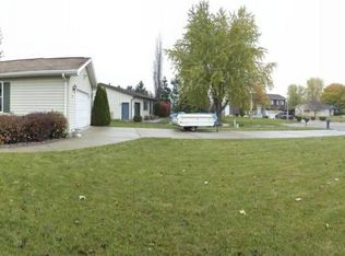 335 N Union St, Shepherd, MI 48883