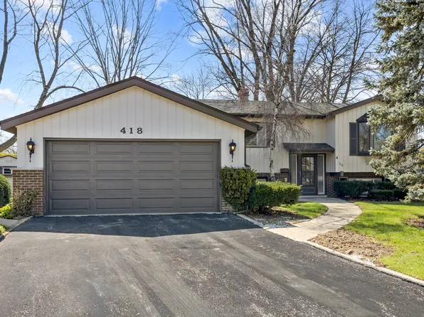 418 N Lancers Dr, Addison, IL 60101