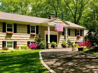 355 Rocky Rapids Rd, Stamford, CT 06903