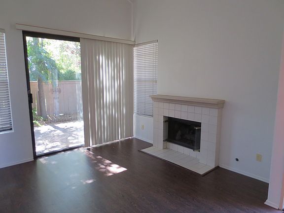 5th image of 4762 Taranto Way