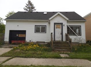 722 N Porter St, Saginaw, MI 48602