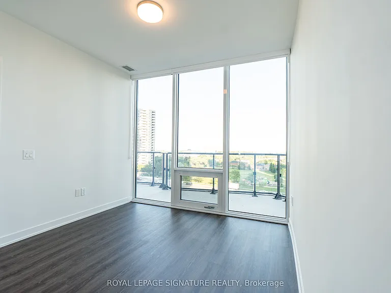 448 Burnhamthorpe Rd W #612 — Photo 9