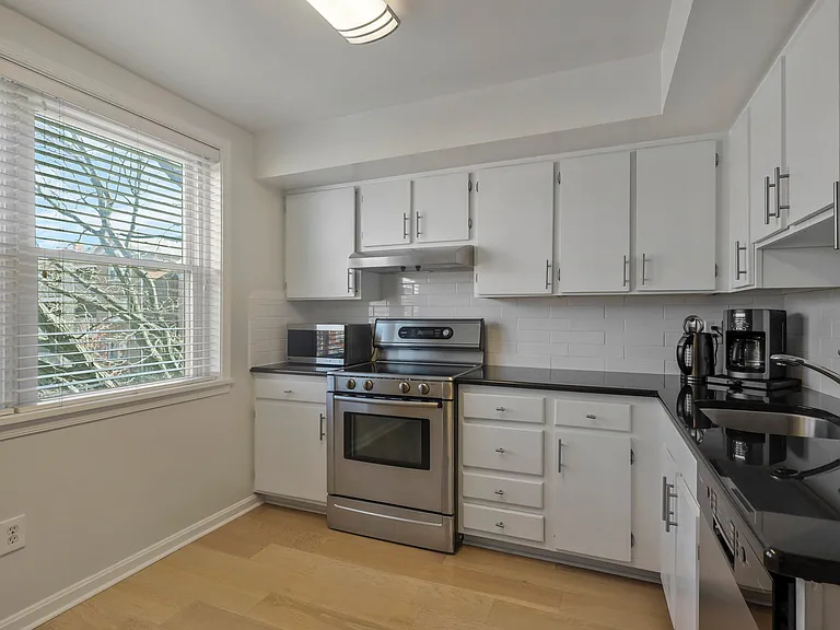 1417 Oronoco St #26 — Photo 9