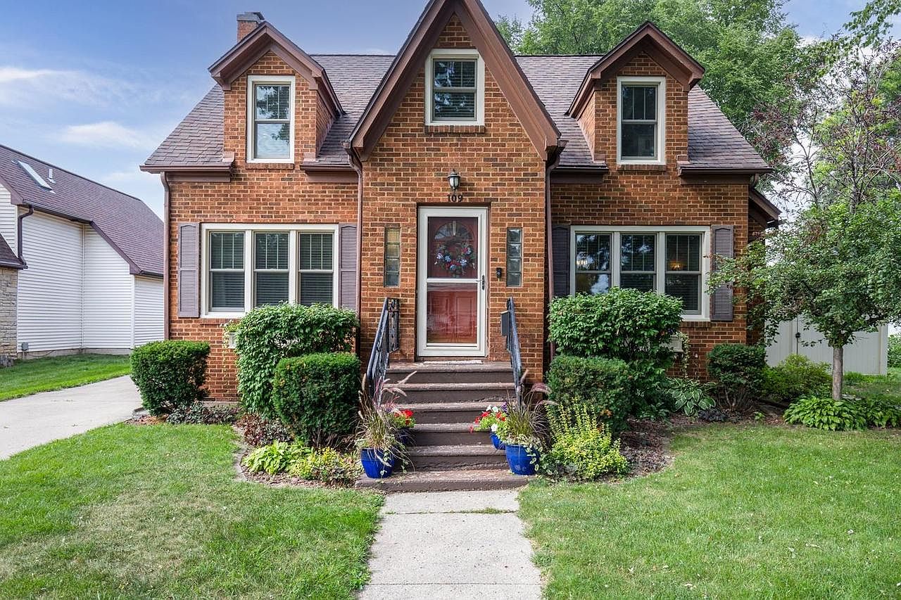 109 West 3rd Street, Waunakee, WI 53597 Zillow
