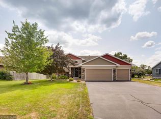 2011 Spruce Ct, Rockford, MN 55373