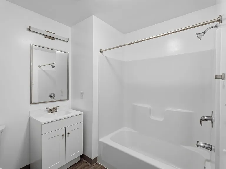 The Outlook Apartments — Photo 30