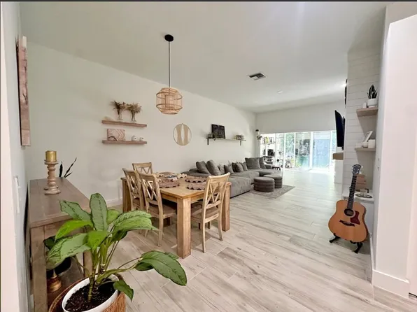 1813 Wood Fern Dr, Boynton Beach, FL 33436