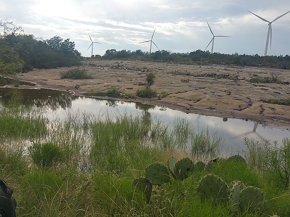 land borders rock quarry 
