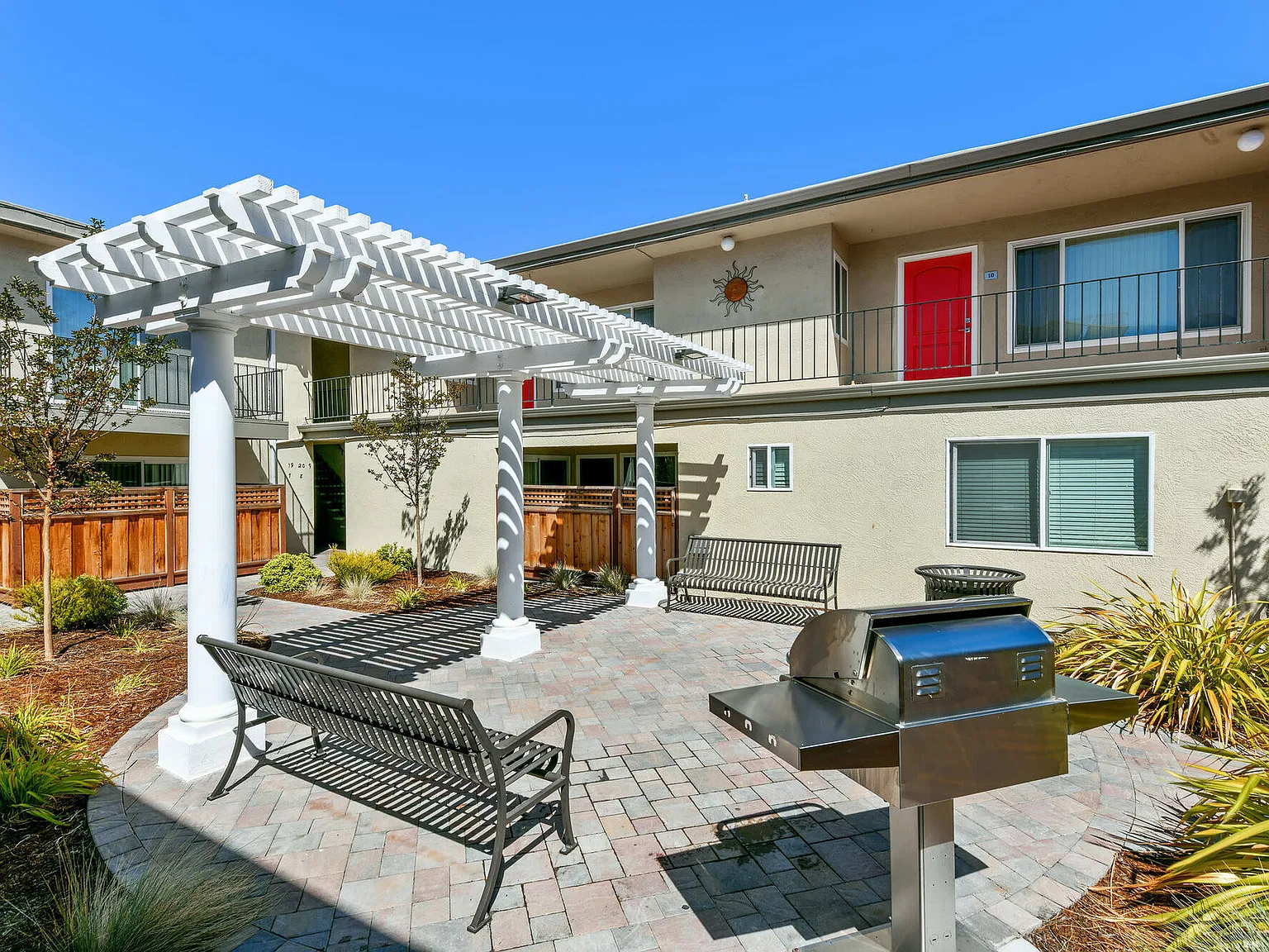 Marina Haven Apartments — Photo 3