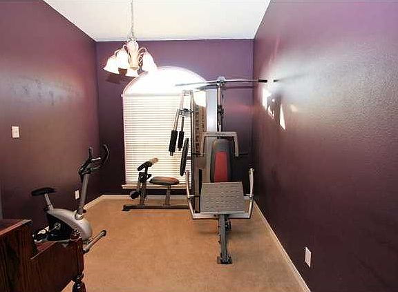 3rd image of 5249 Mossberg Dr E