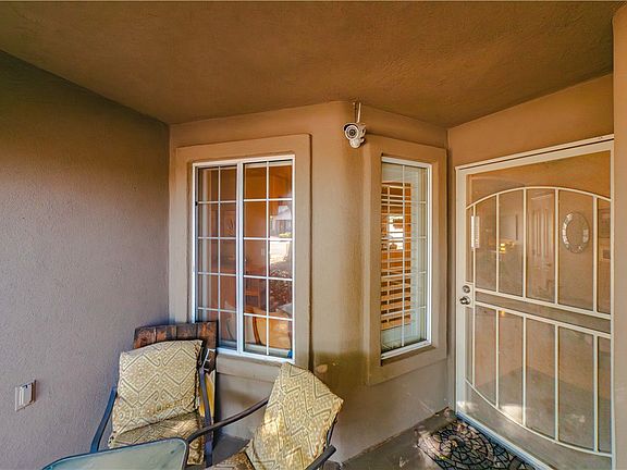 4th image of 3615 N Verdugo Rd