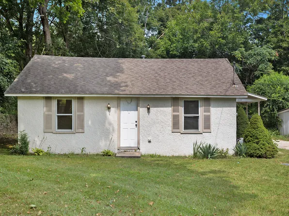 1434 Blakeslee St, Kalamazoo, MI 49006
