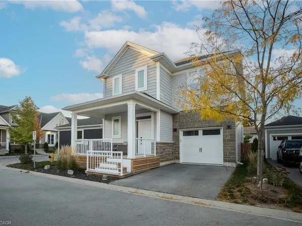 9 Princeton Cmn, Saint Catharines, ON L2N 0B7