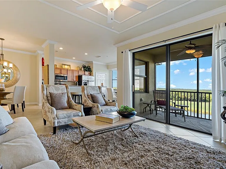 7015 River Hammock Dr #405 — Photo 5