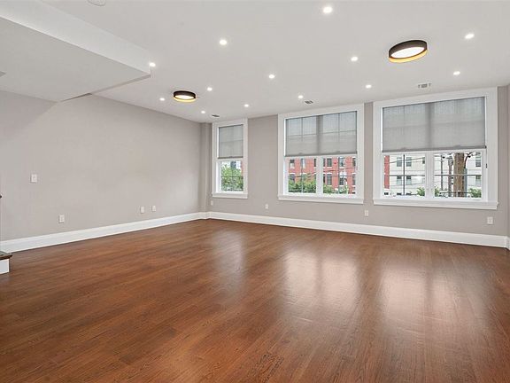 3rd image of 16 Bright St #2