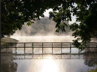 200 Charity Ln APT 1, Huntingdon, TN 38344