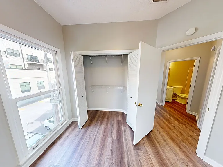 2108 Acklen Ave — Photo 21