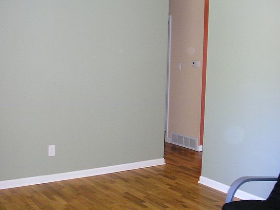3rd image of 601 Washington Park Blvd