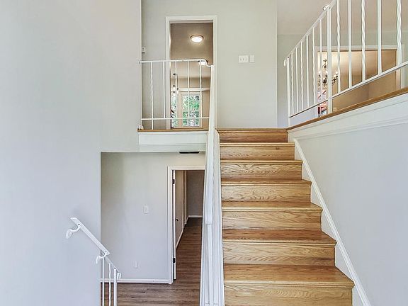 3rd image of 4904 King Solomon Dr