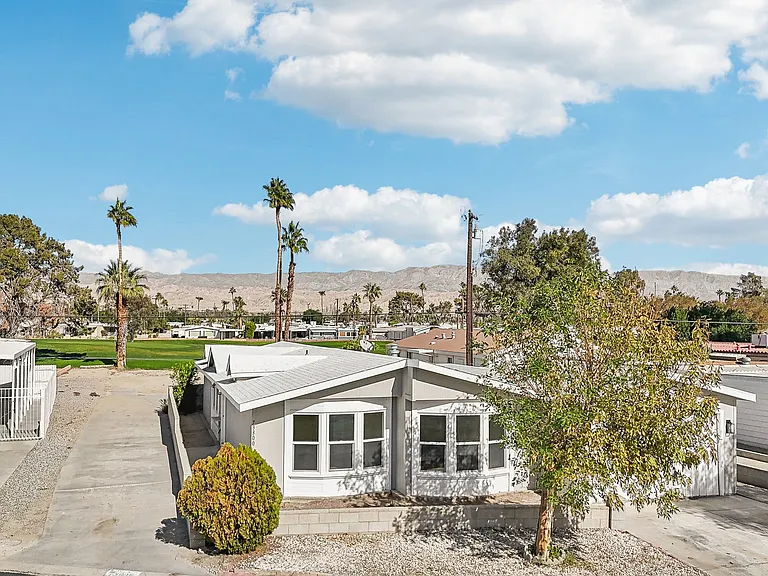 73300 Broadmoor Dr — Photo 36