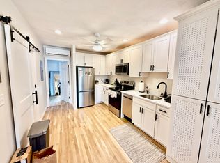 176 Endicott St APT 4, Boston, MA 02113