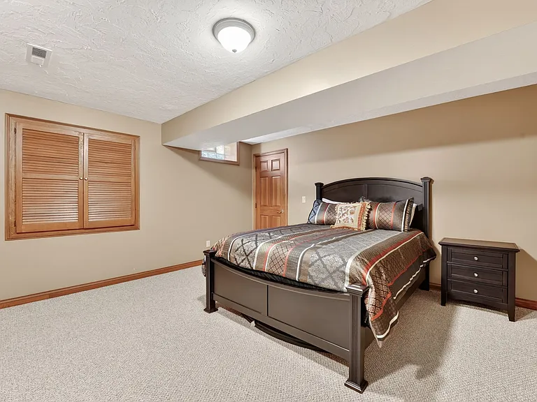 29998 Hilliard Blvd — Photo 20